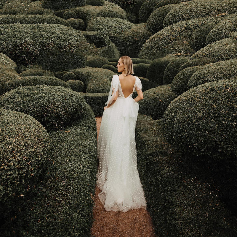 Assol : une Robe de Mariée Originale et Moderne