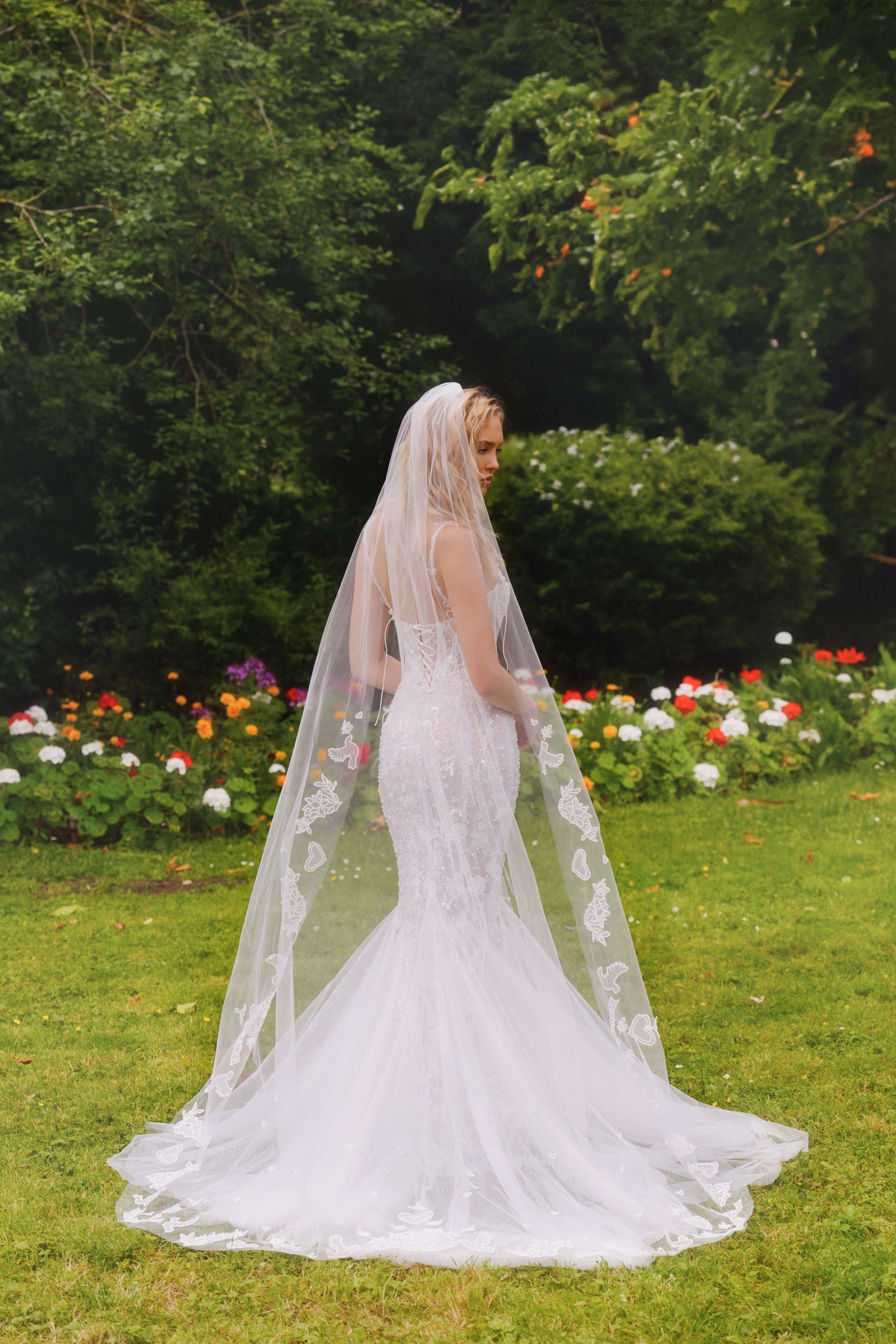 Voile de Mariée avec Broderie à Motifs d'Oiseaux