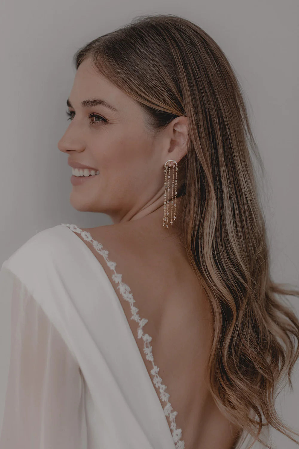 Boucles d’Oreilles "Arielle" : les Boucles de Mariage Pendantes par Excellence.