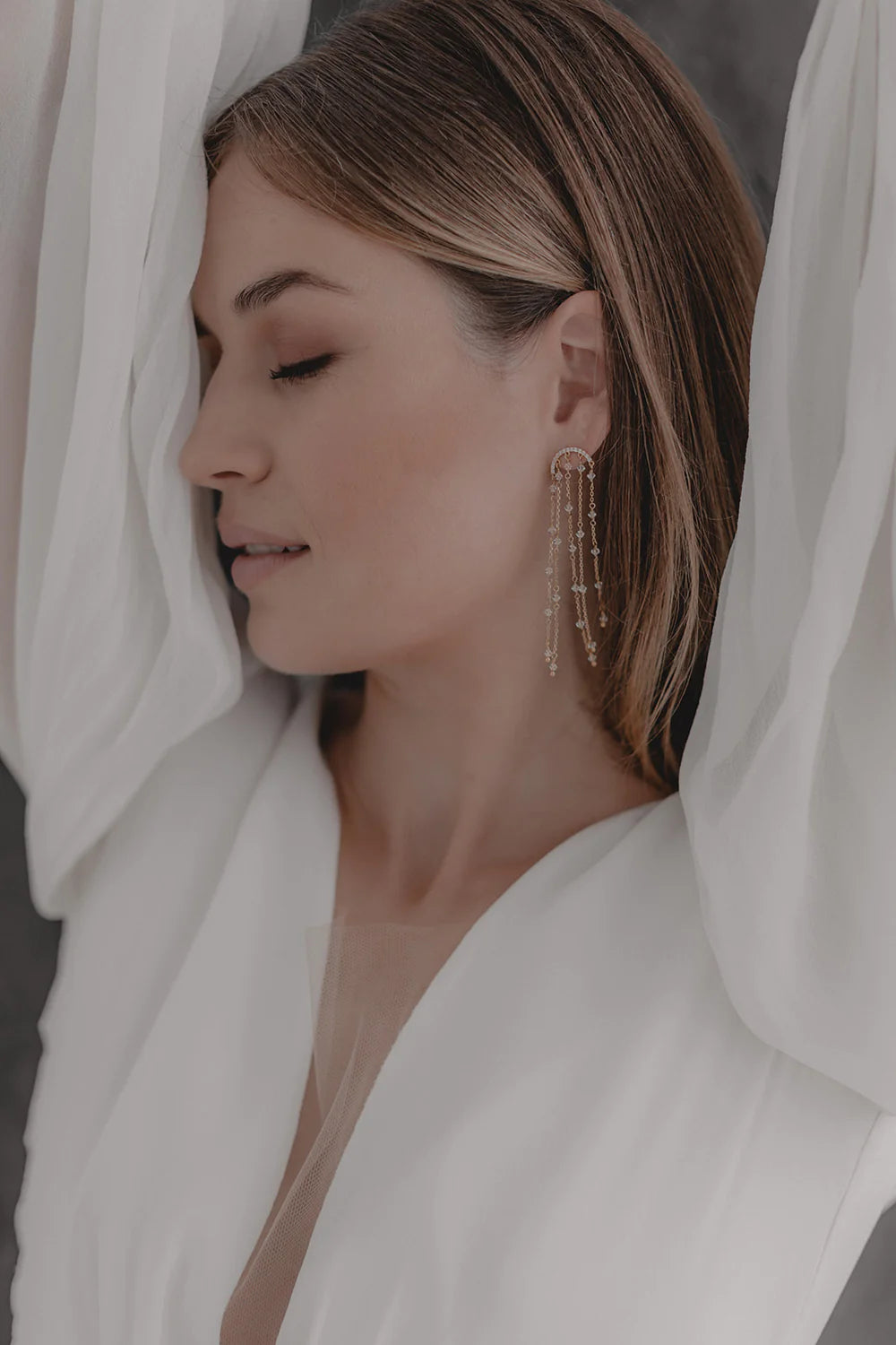 Boucles d’Oreilles "Arielle" : les Boucles de Mariage Pendantes par Excellence.