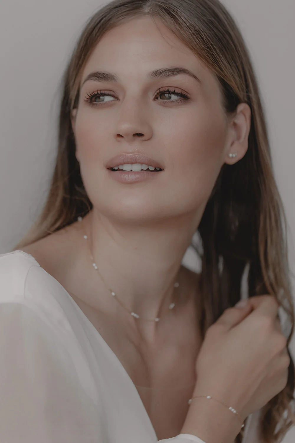 Collier "Céline" : le Collier de Mariage en Symphonie de Perles par Excellence.