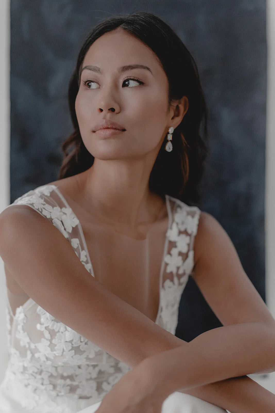 Boucles d’Oreilles "Felina" : les Boucles de Mariage Tendance avec Cristaux par Excellence.