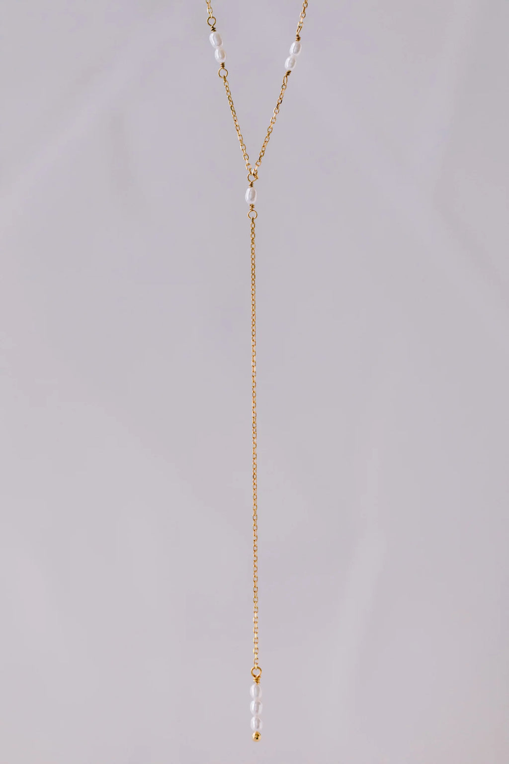 Collier de Dos "Lorelei" : le Collier de Dos Pendentif de Mariage avec Perles par Excellence.