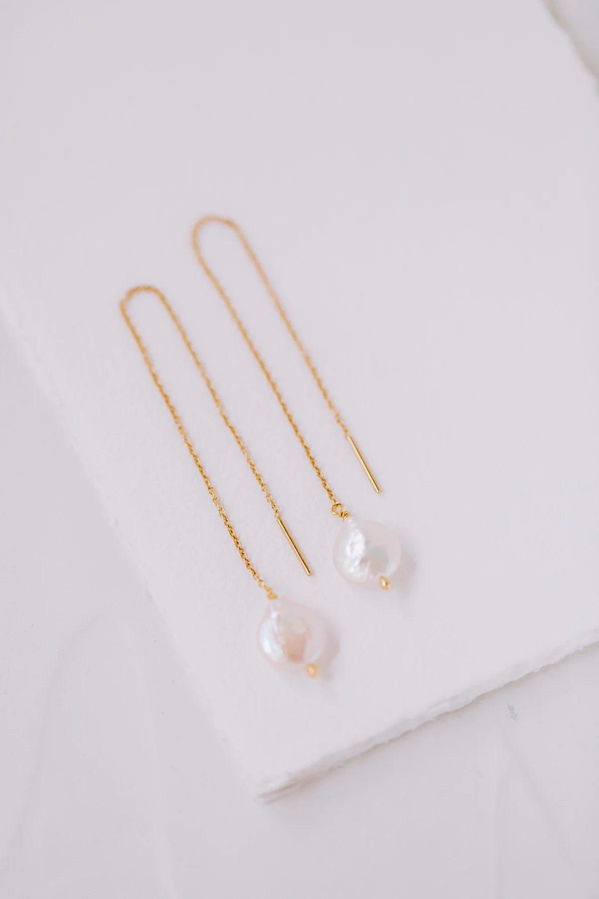 Boucles d'Oreilles "Forever Us" : les Boucles de Mariage Longues et Modernes par Excellence.