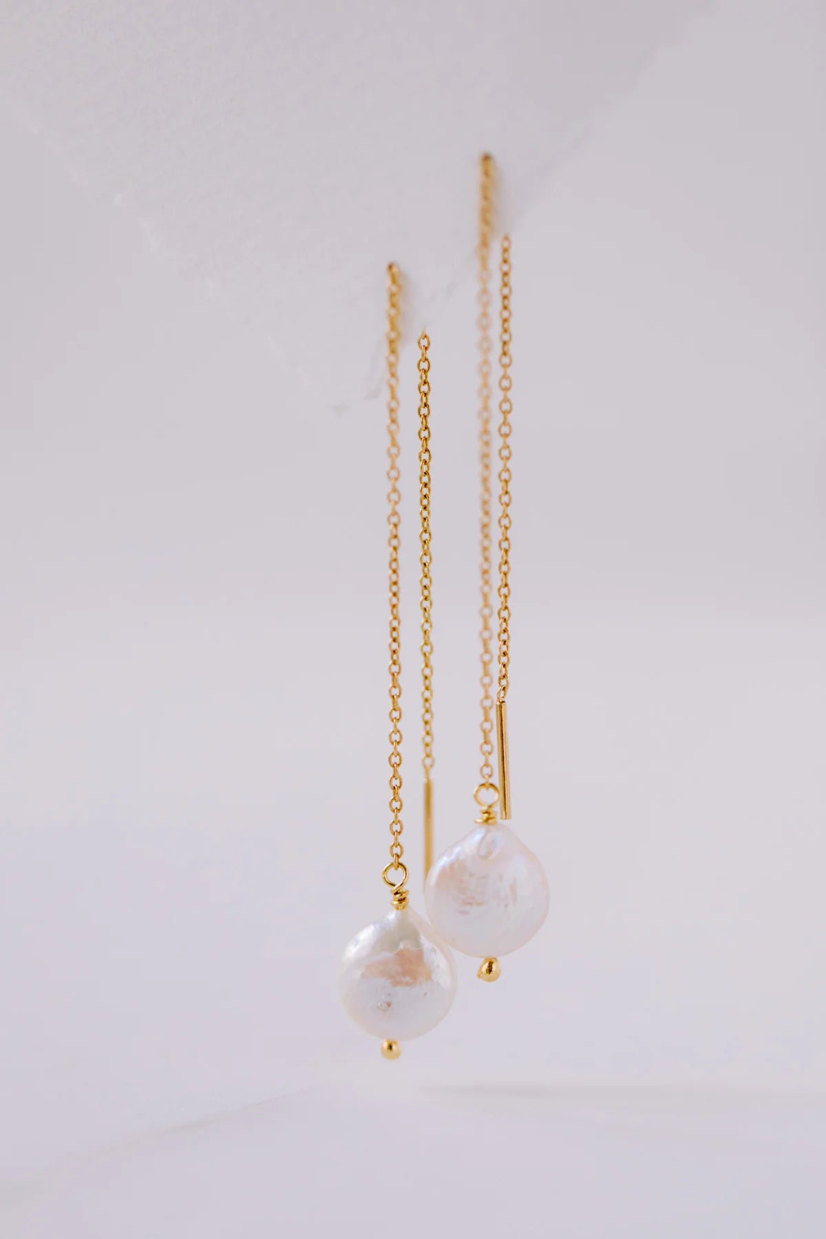 Boucles d'Oreilles "Forever Us" : les Boucles de Mariage Longues et Modernes par Excellence.