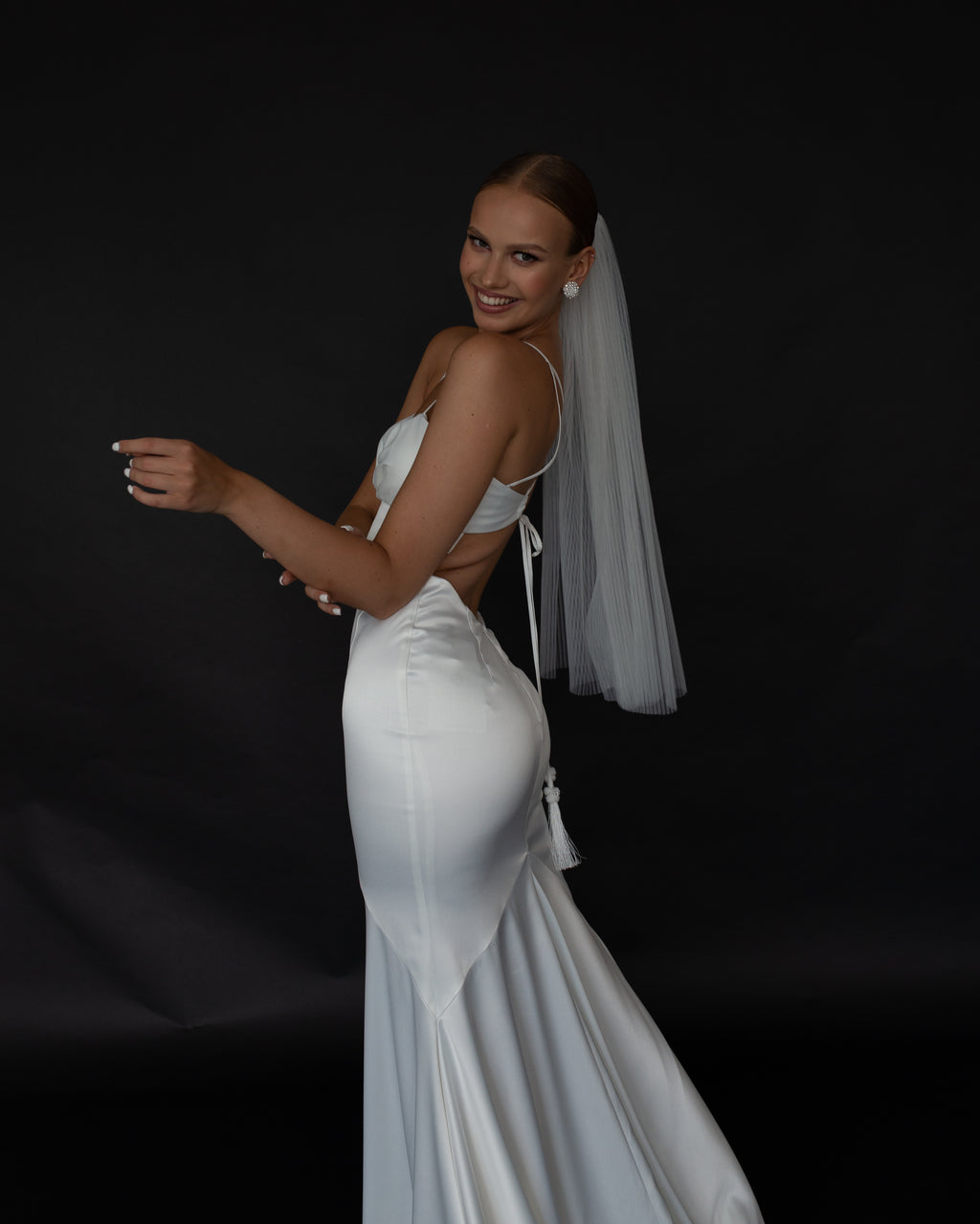 Voile de Mariée Court : le Voile Simple & Minimaliste par Excellence.