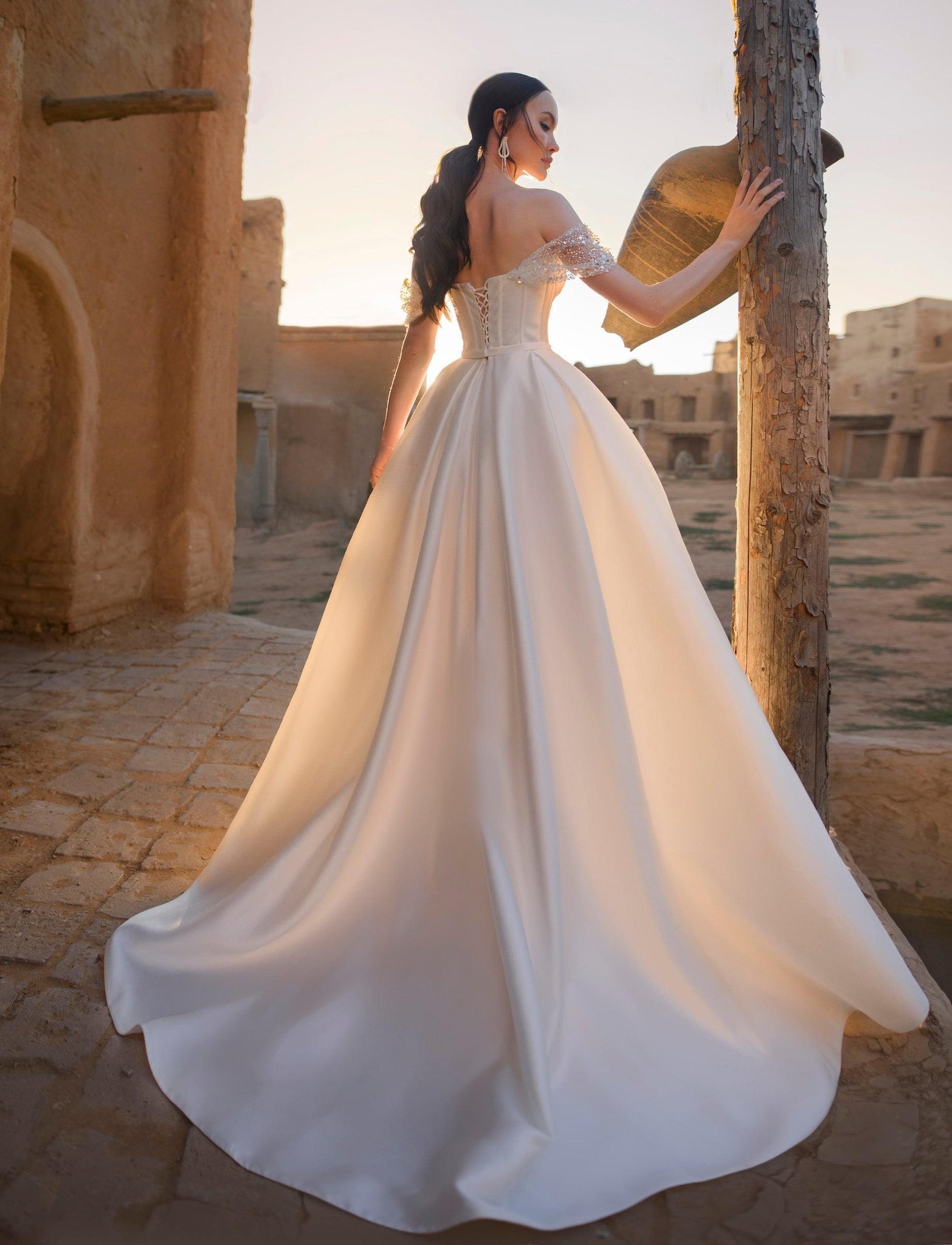 Anser : la Robe de Mariée Princesse Moderne par Excellence.