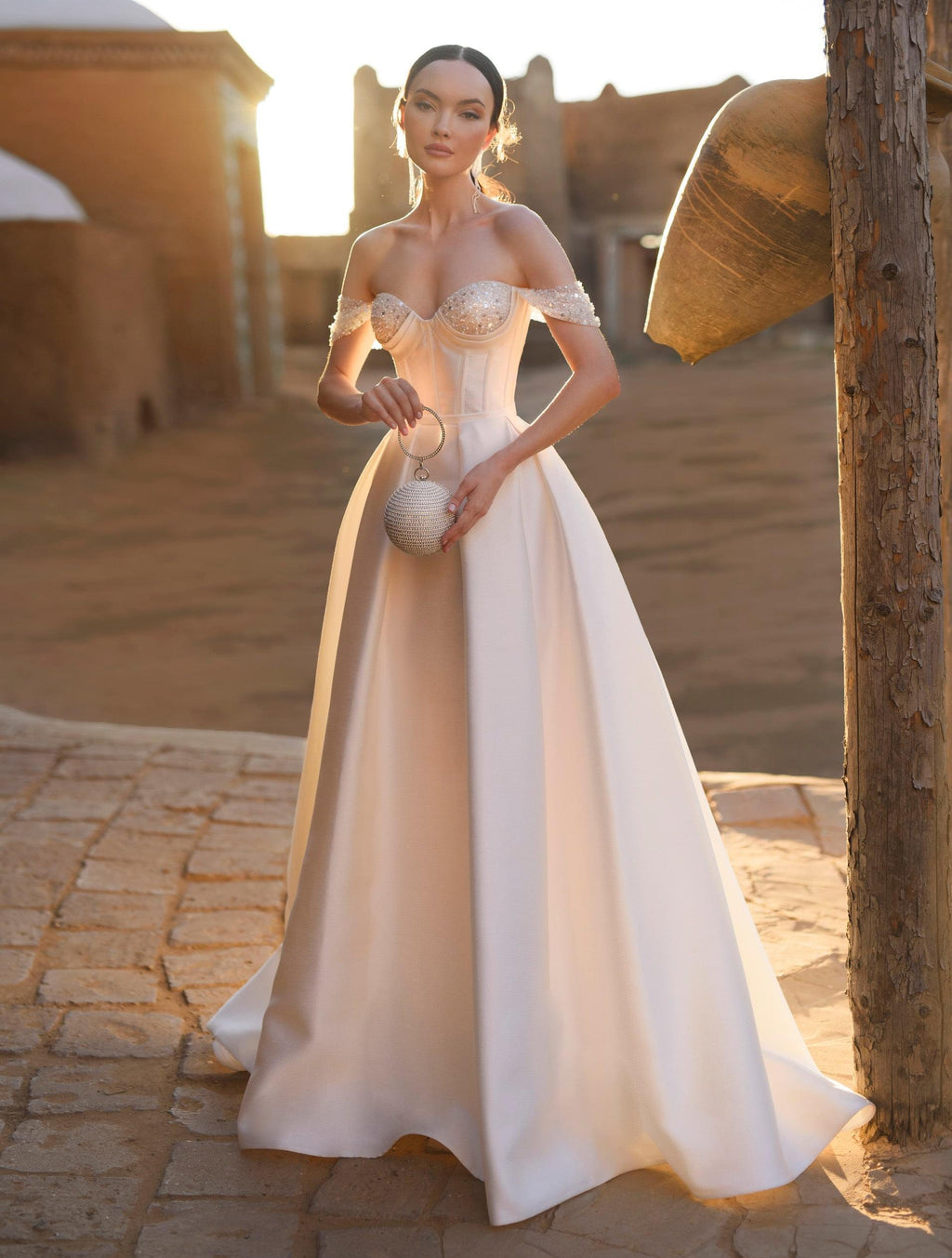 Anser : la Robe de Mariée Princesse Moderne par Excellence.