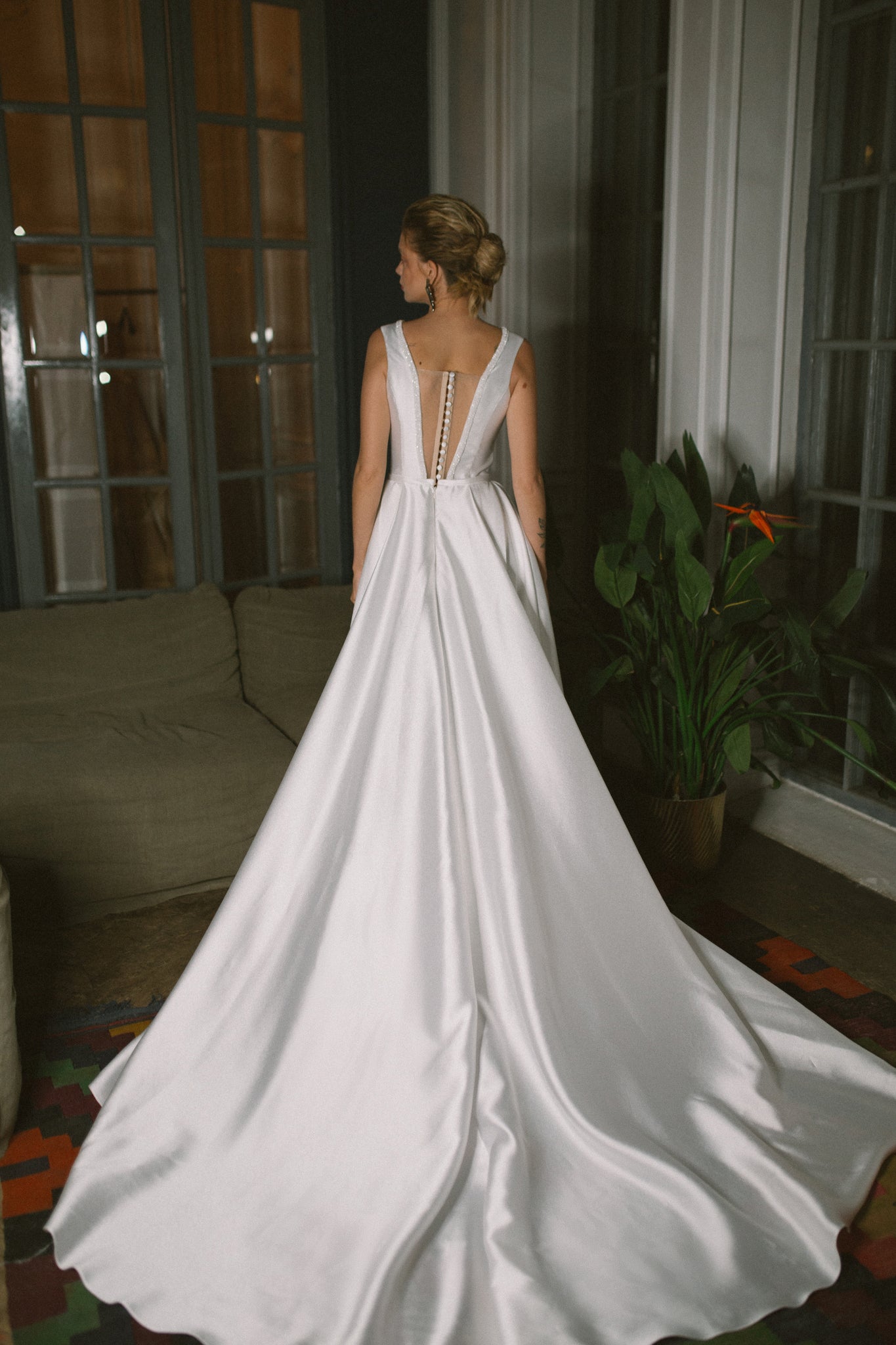 Enigma : la Robe de Mariée Drama avec Épaulettes Volumineuses par Excellence.