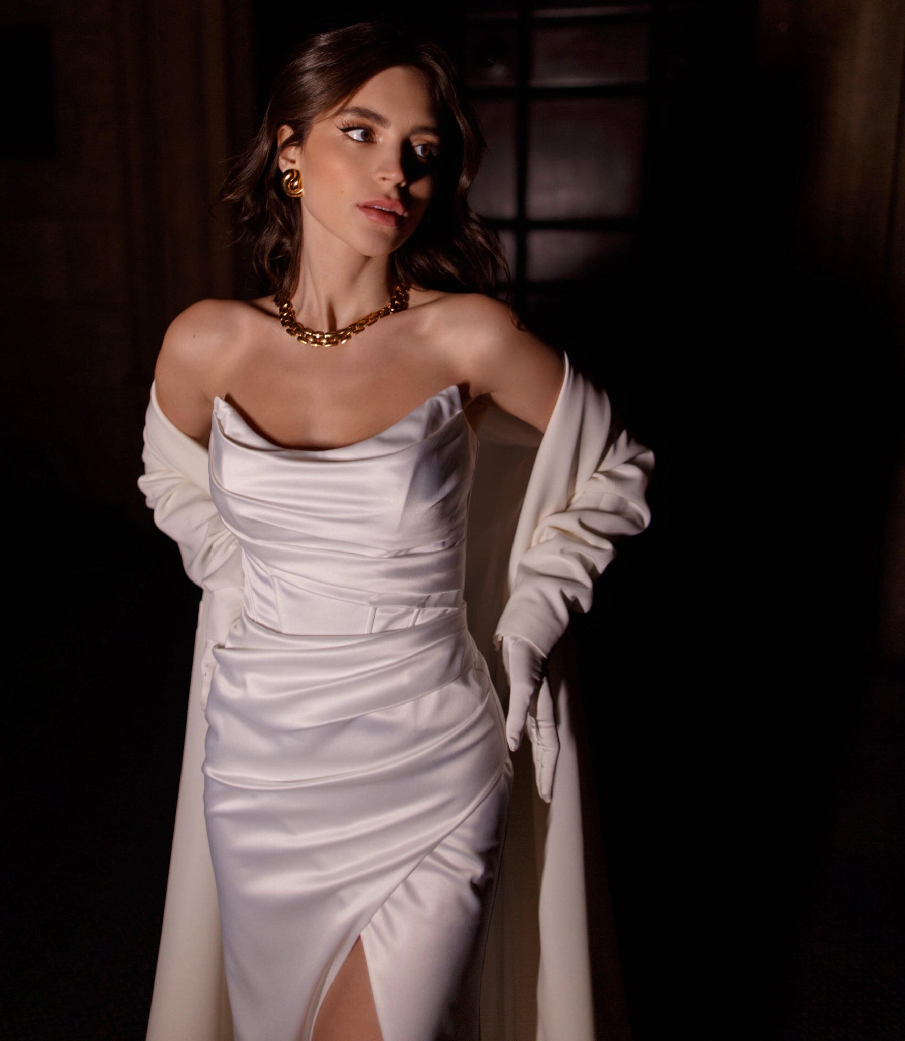 Arha : la Robe de Mariée Sirène / Fourreau à Corset par Excellence.