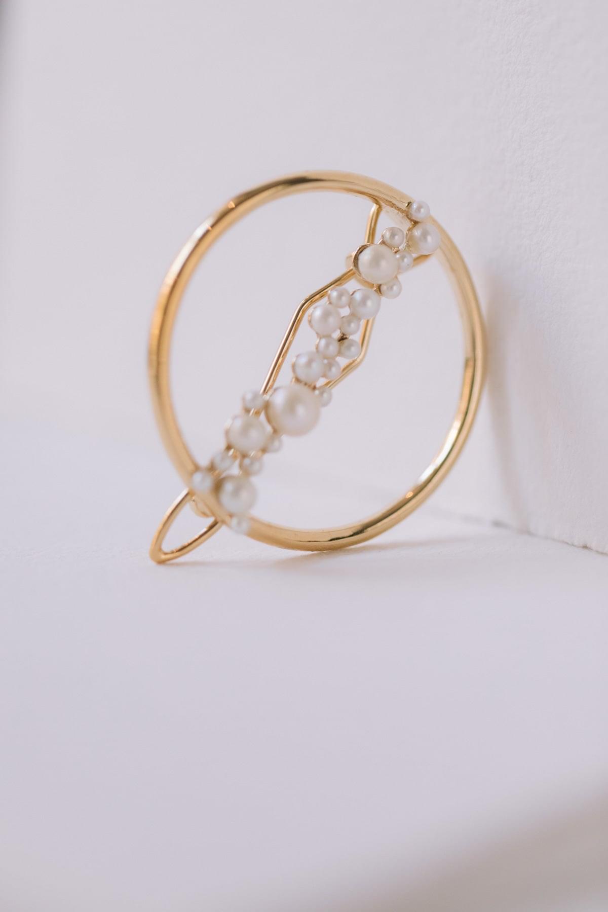 Barrette "Companion" : la Barrette à Cheveux de Mariage à Perles par Excellence.
