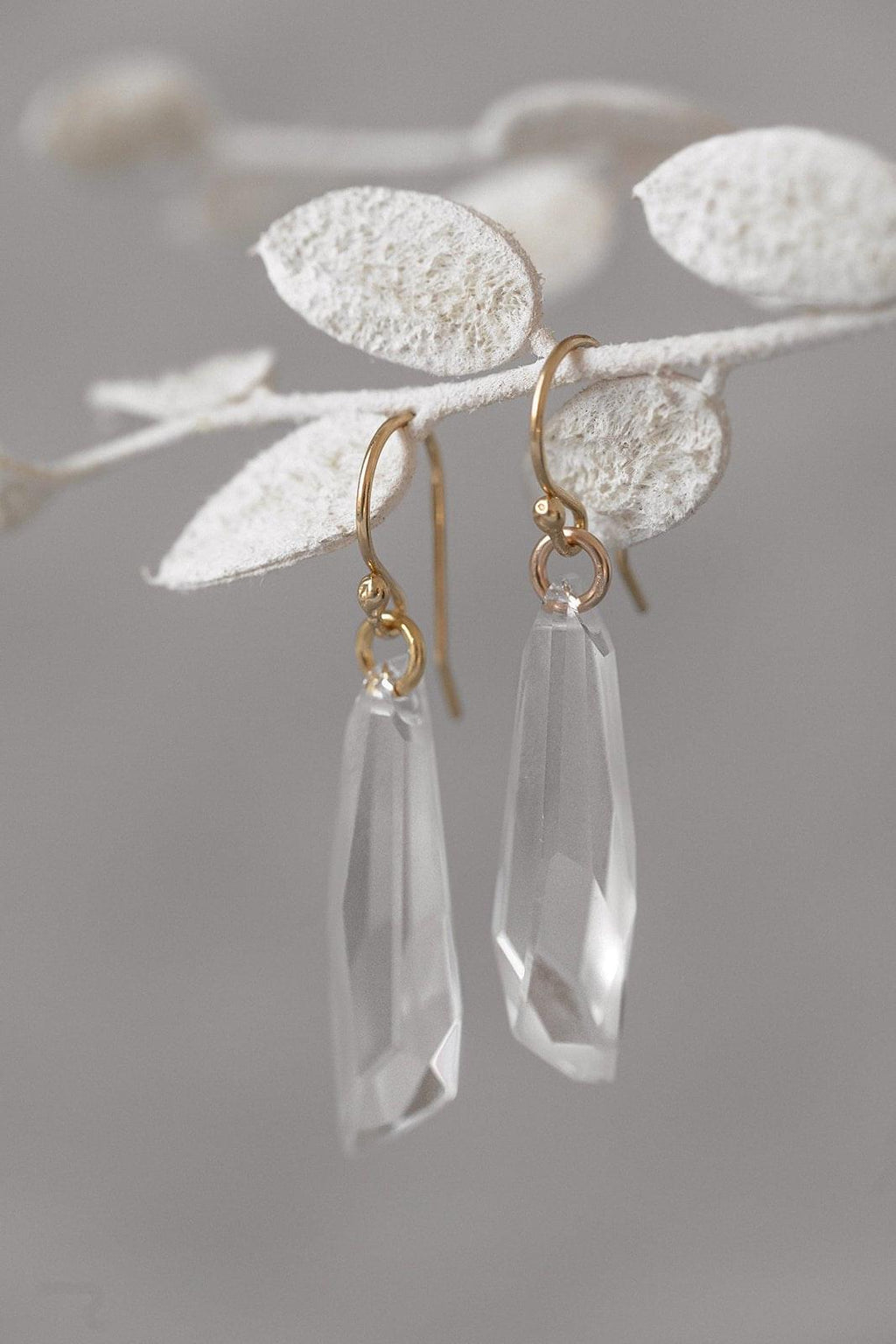 Boucles d'Oreilles "Aphrodite" : les Boucles de Mariage Elégantes à Cristaux par Excellence.