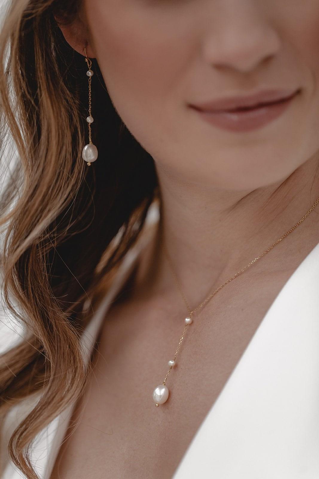 Boucles d'Oreilles "Celestial" : les Boucles de Mariage à Perles par Excellence.