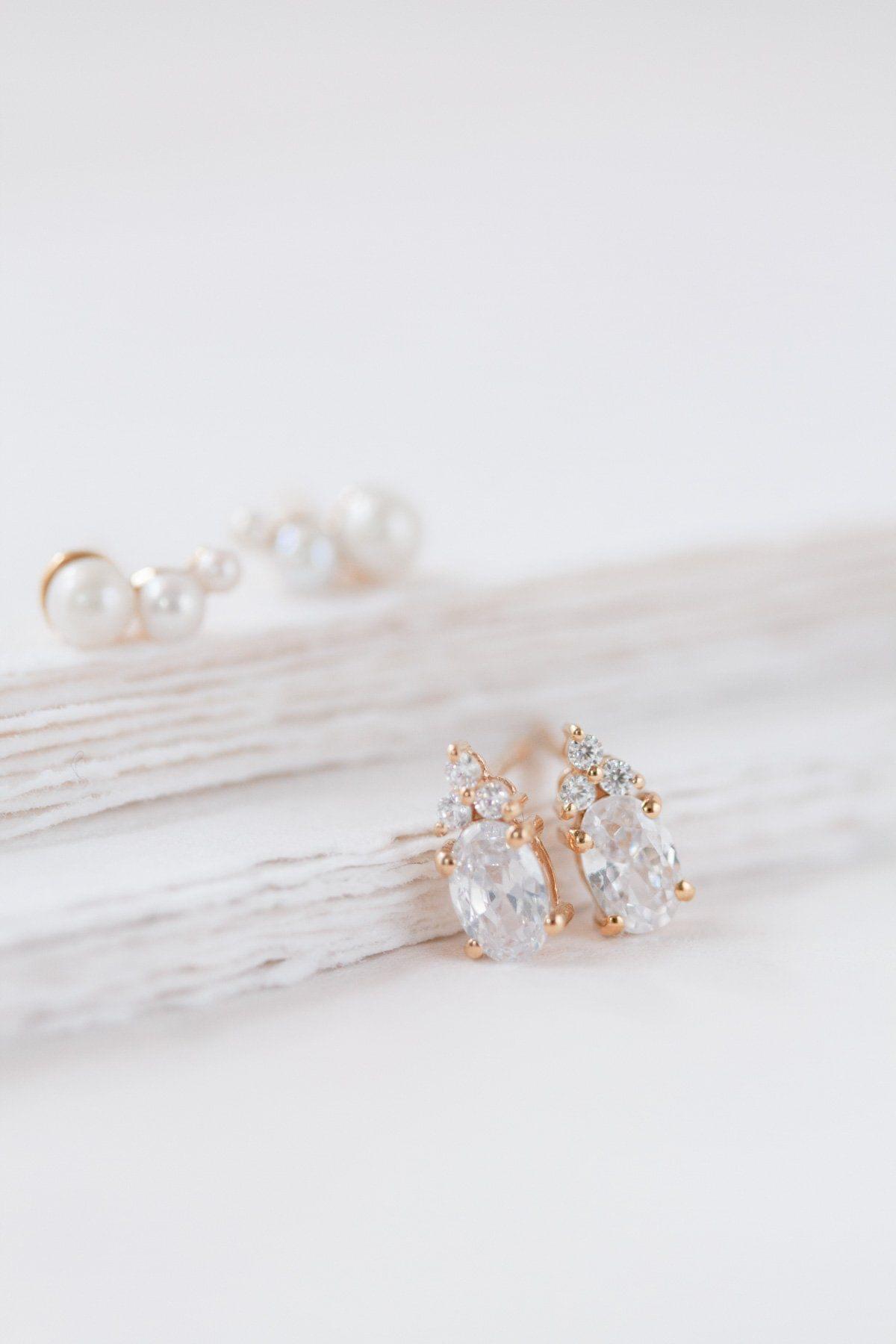 Boucles d'Oreilles "Dazzling Beauty" : les Boucles de Mariage en Cristal par Excellence.