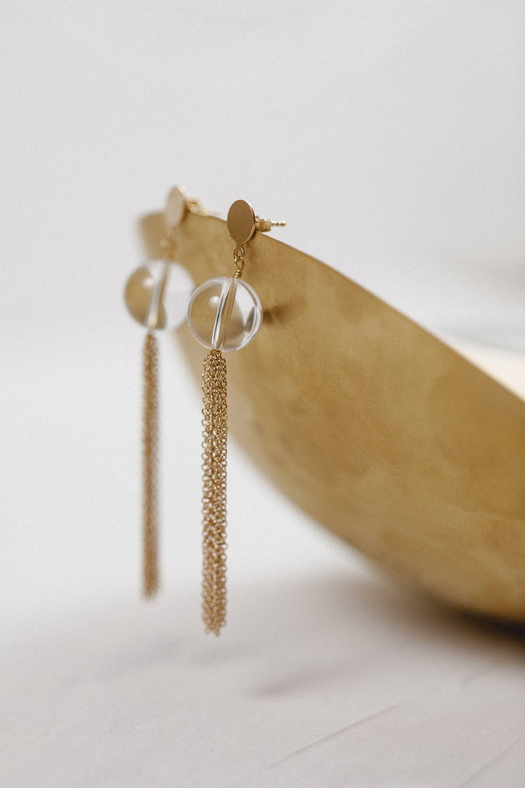 Boucles d'Oreilles "Esther" : le Bijou de Mariage Moderne par Excellence.