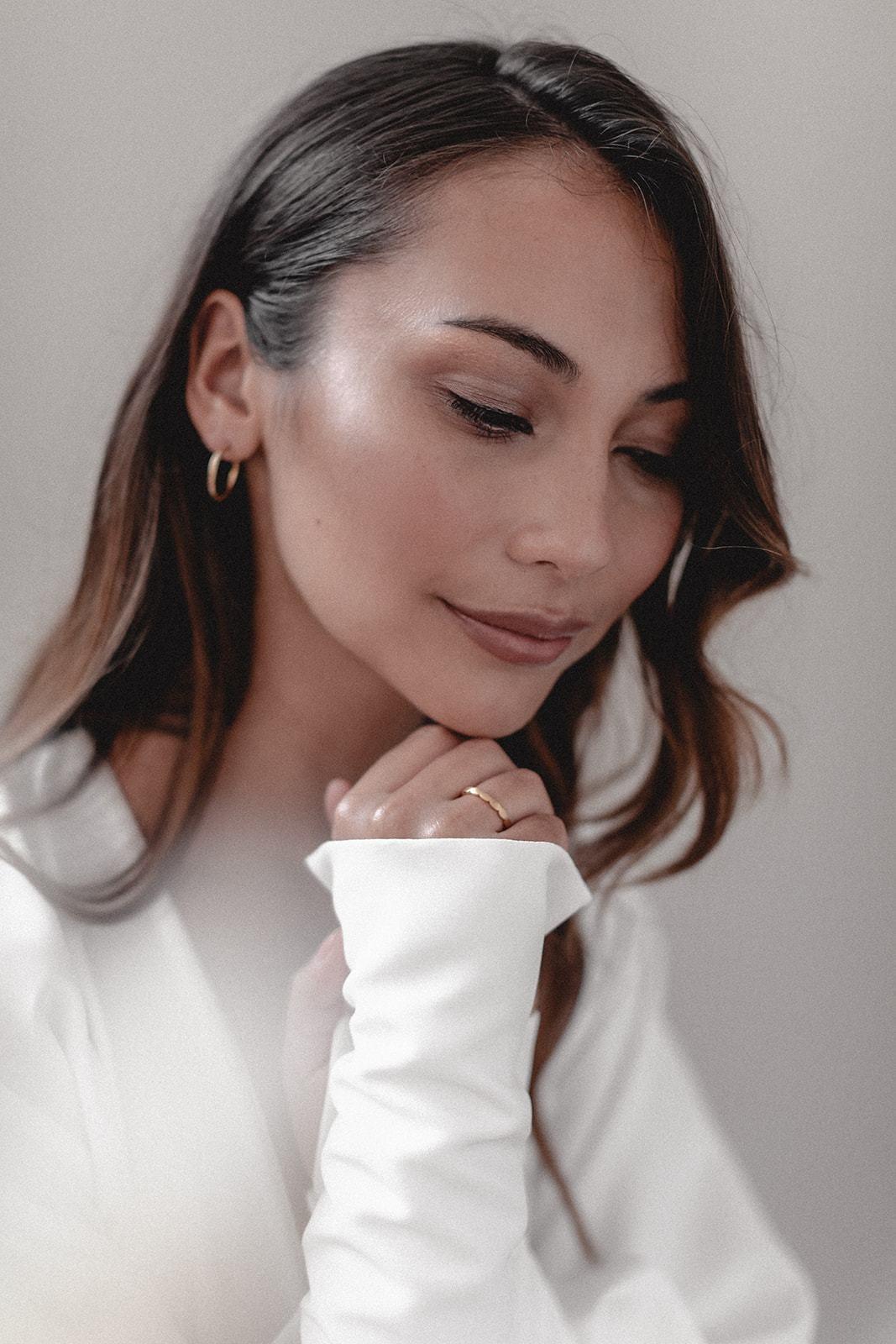 Boucles d’Oreilles "Simply the Best" : les Boucles de Mariage Créoles Intemporelles.