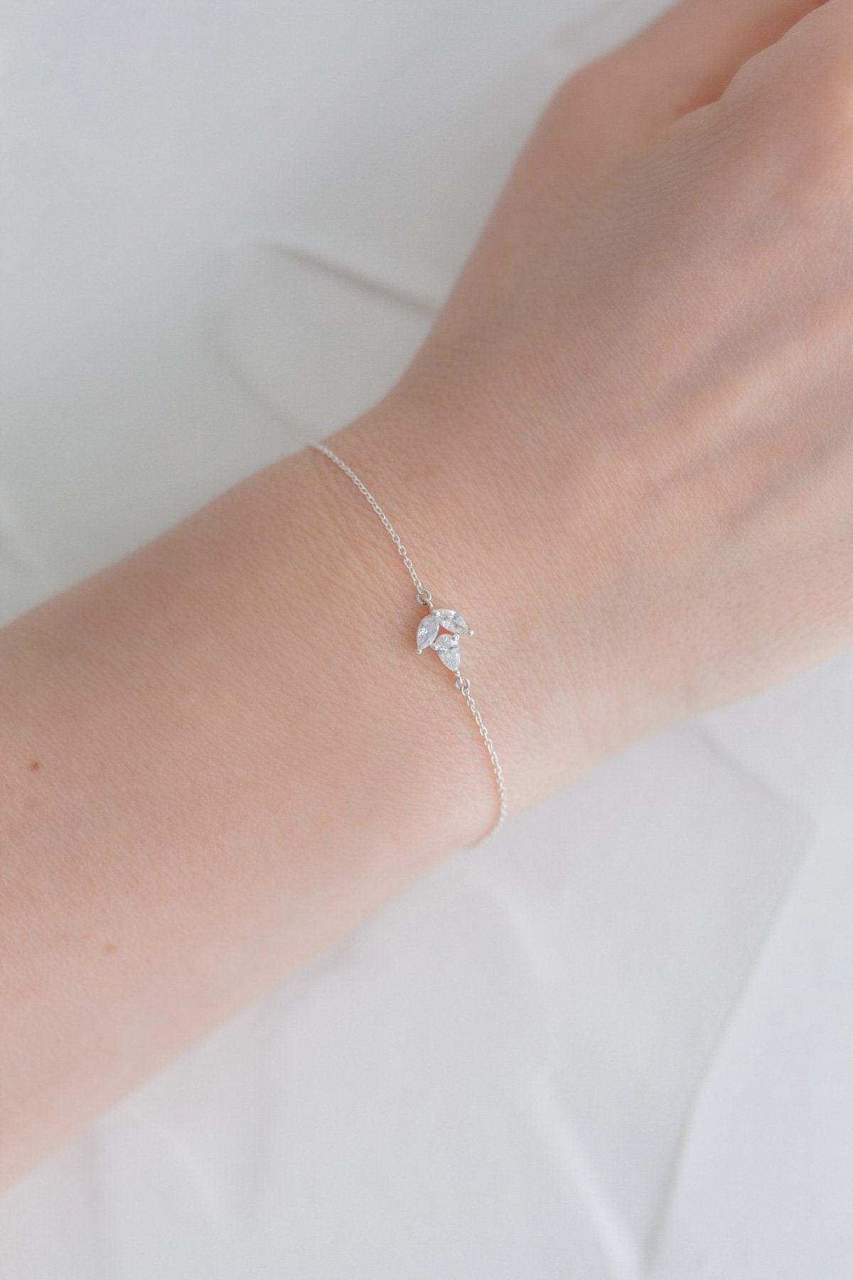 Bracelet "Simply Gorgeous" : le Bracelet de Mariage en Cristal par Excellence.