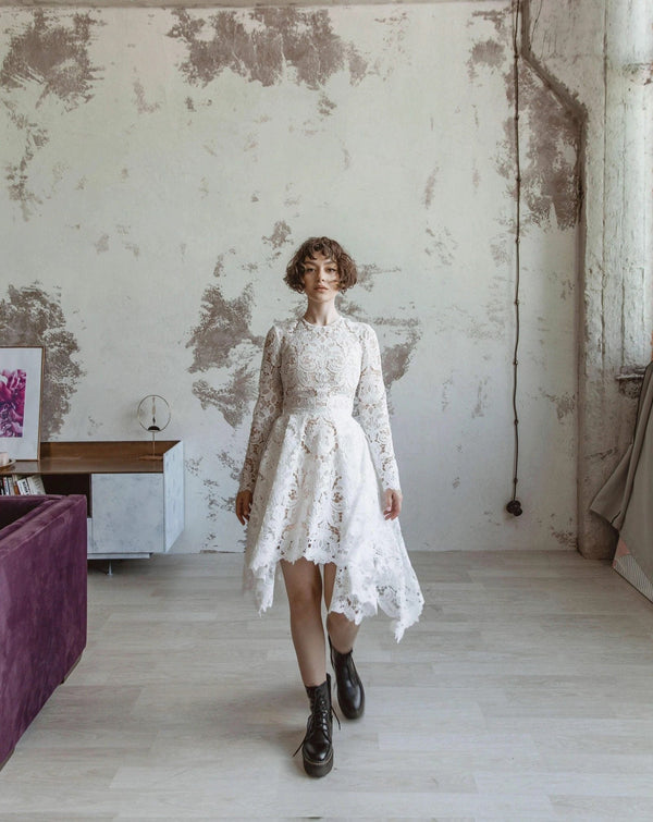 Teona : Robe de Mariée Rock 'n Roll [Paris / Bordeaux]