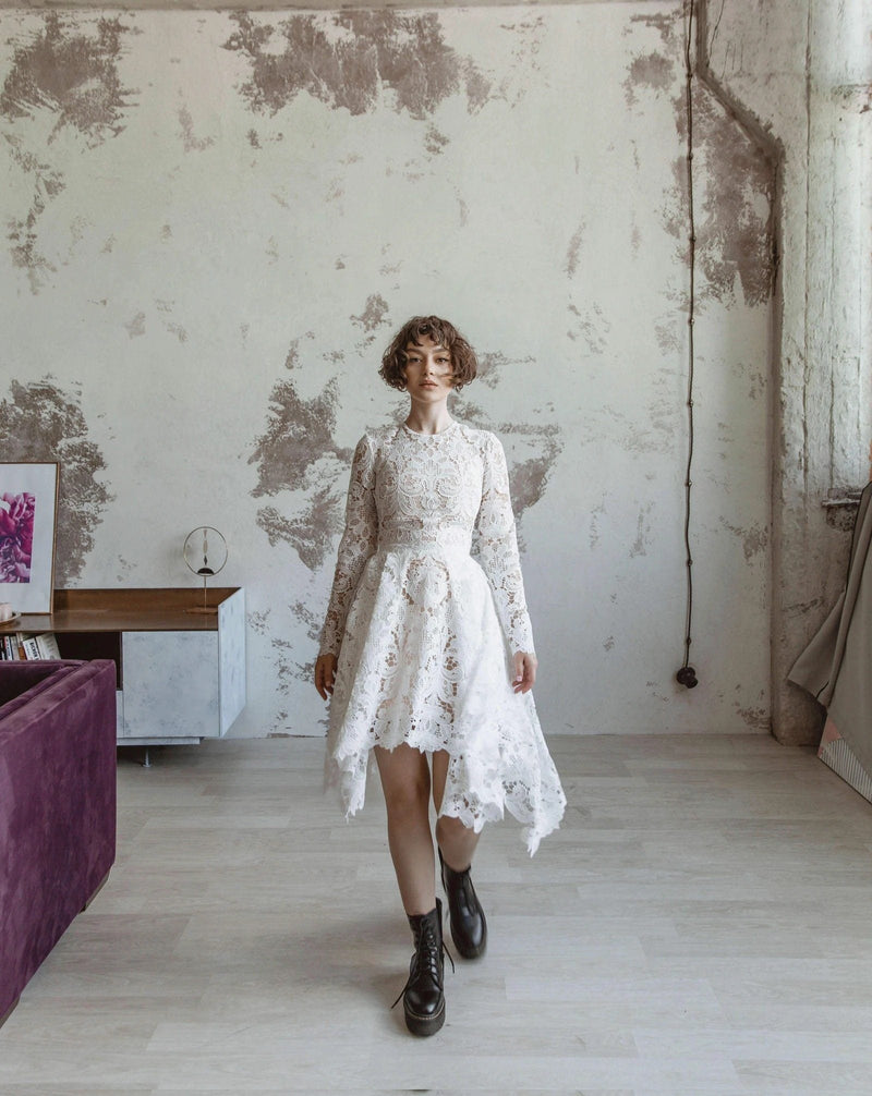 Teona : Robe de Mariée Rock 'n Roll [Paris / Bordeaux]