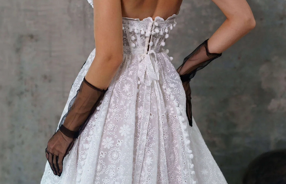 Robes de Mariée Créoles  : 13 Robes de Mariée à Découvrir [2025/2026]
