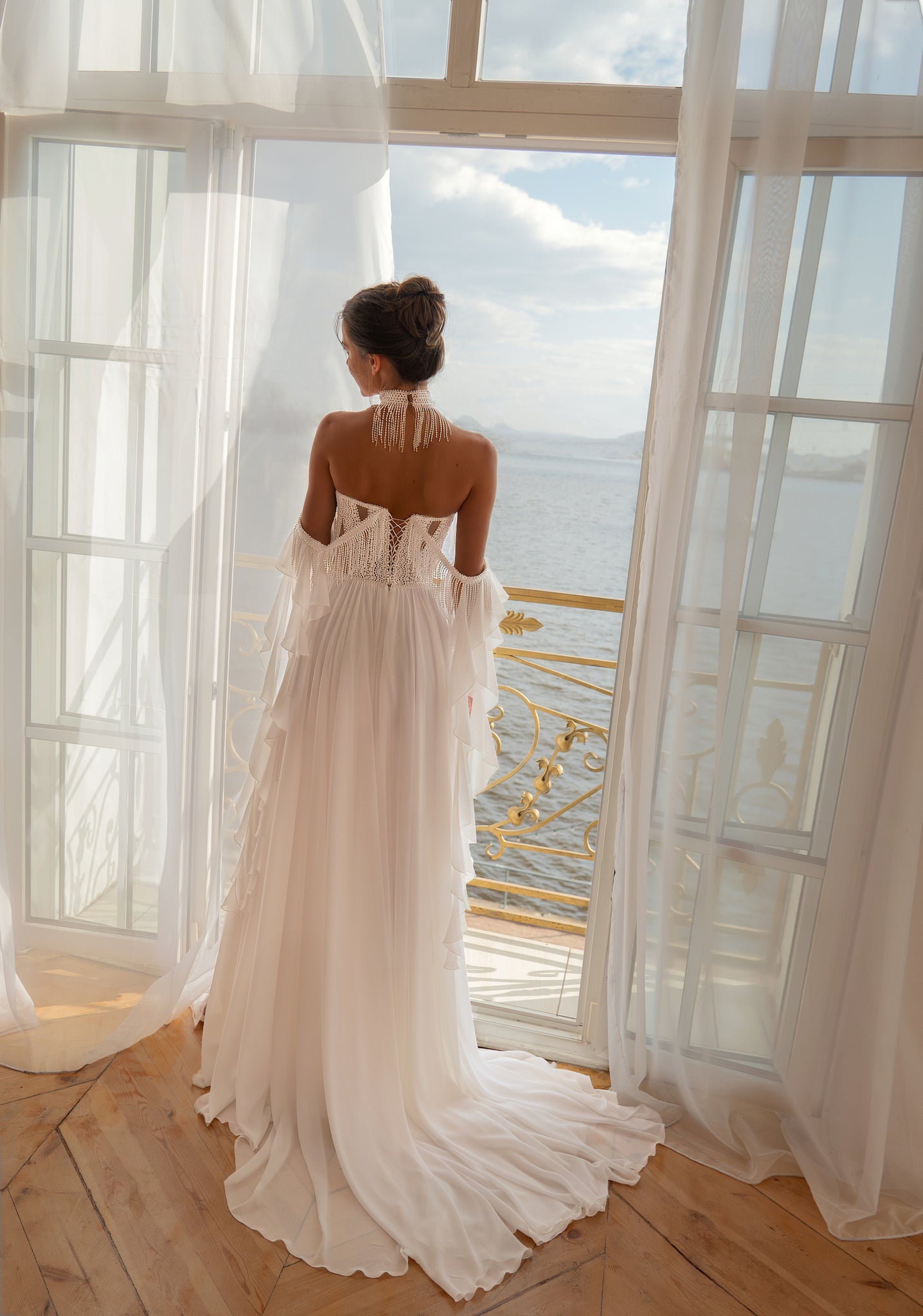 Forti : la Robe de Mariée Bohème avec Corset et Jupe Fluide par Excellence.